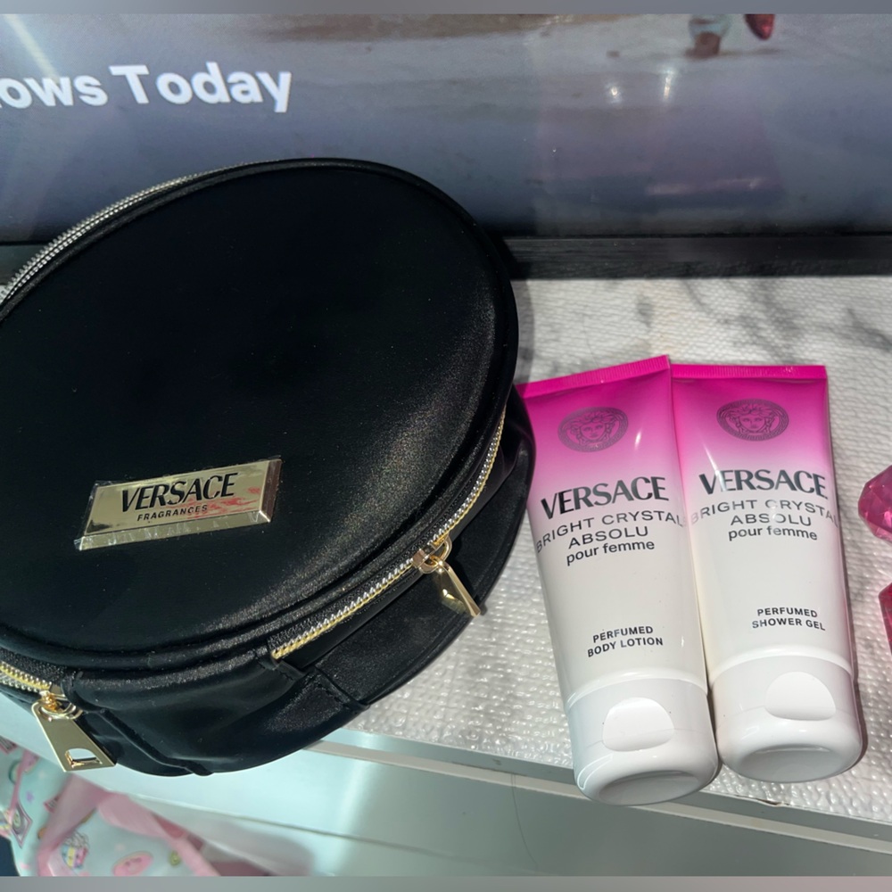 Versace Bright Crystal Absolu Gift Trio - Hot Pink & White - Picture 2 of 4